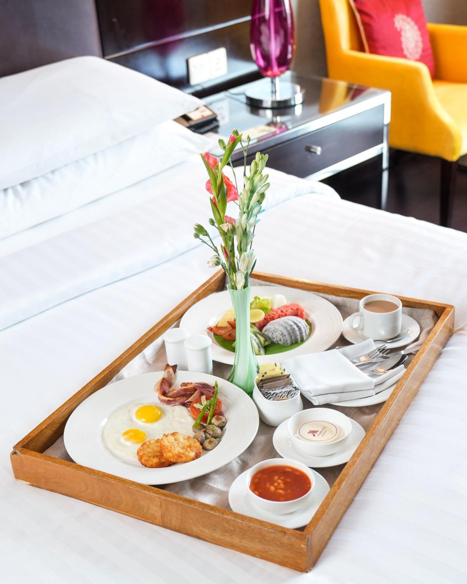 Jaipur Marriott Hotel Luaran gambar Room service breakfast