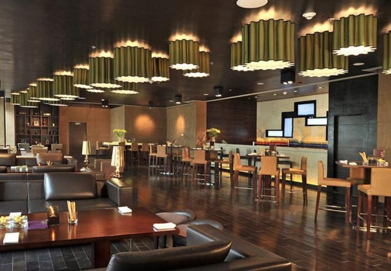 Jaipur Marriott Hotel Luaran gambar The interior of the lounge